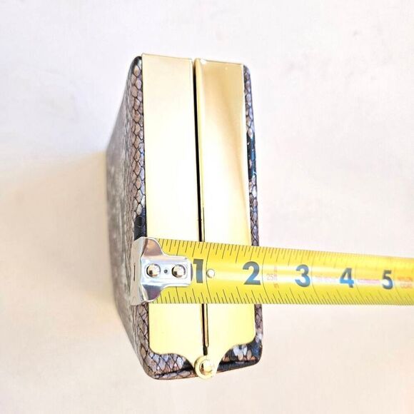 Sondra Roberts Womens Faux Snake Convertible Clutch Shoulder Bag Purse Brown - Picture 10 of 13